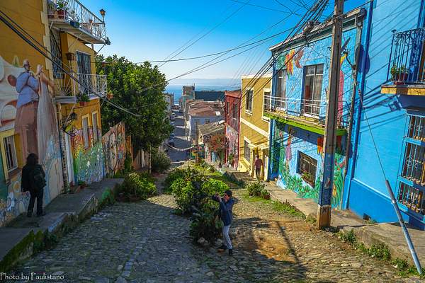 In the old town of Valparaíso by Vladimir Zhdanov