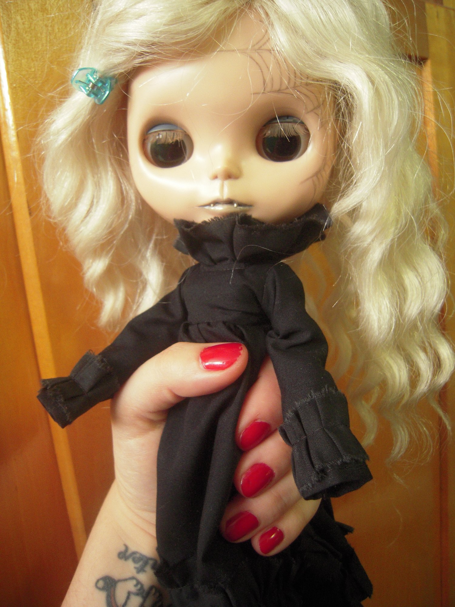 Ghost, custom Blythe doll