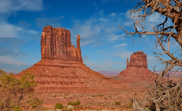 Mittens at Monument Valley - Clicking with Nature Photography 