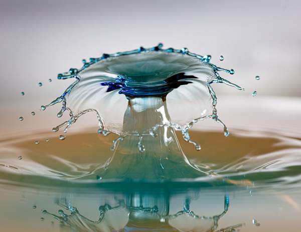 Droplets by jaxphotos