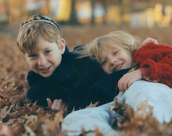 kids with leaves - Children - Photography by Michalh  