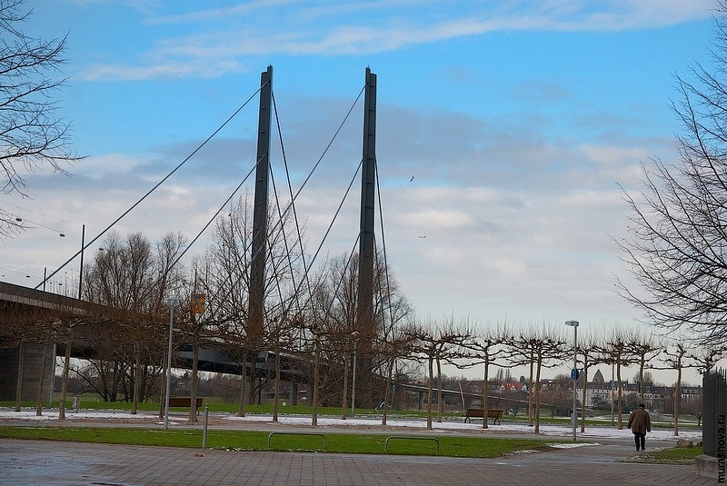 2010-12-Dusseldorf-0008-res