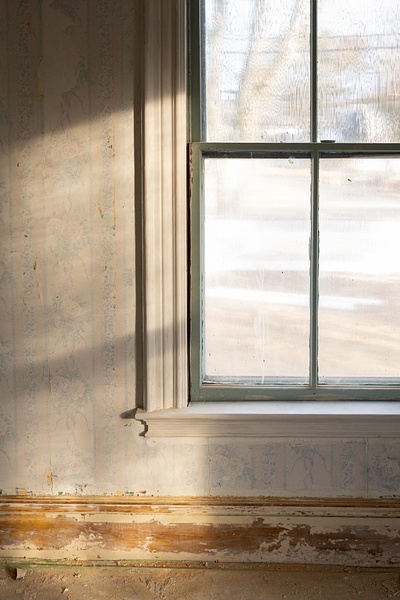 LightFalloff-Window-Renovation-Old-House-2 - Portfolio - Joe McClure