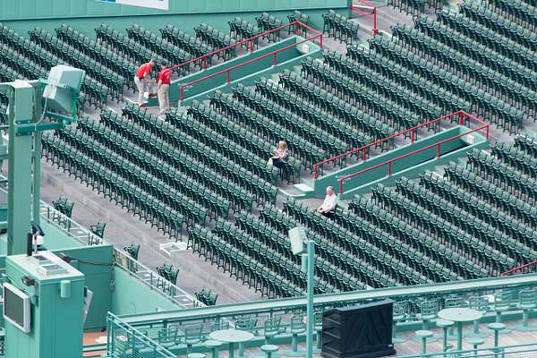 2015Jun Fenway Park from rooftop by Willis Chung