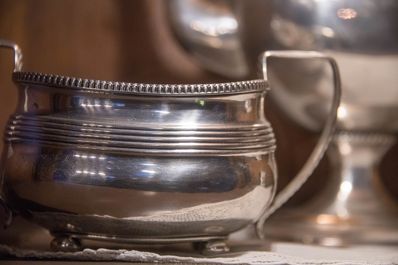 Simply decorated silver tureen