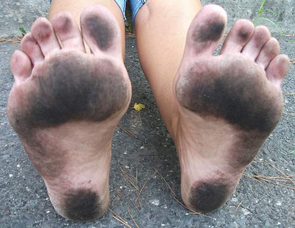 Donna Dirty Feet # 11 by BrianFitzpatrick885