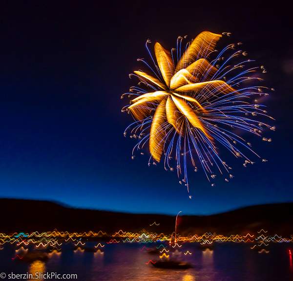 LakeTahoe Fireworks by SBerzin