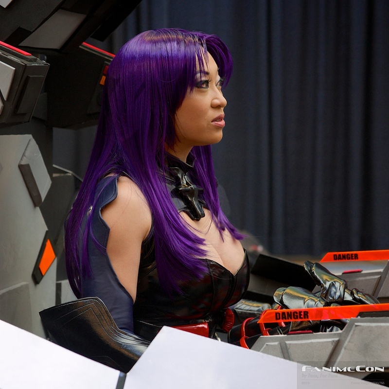 NE RV and Purple Haired Pilot in Cockpit (1)