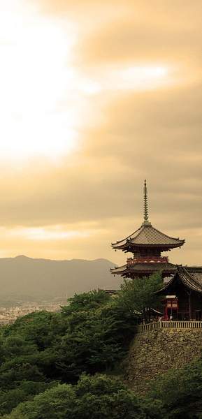 IMGP4413-Kyoto Kiyomizu-dera Temple by Buutopia